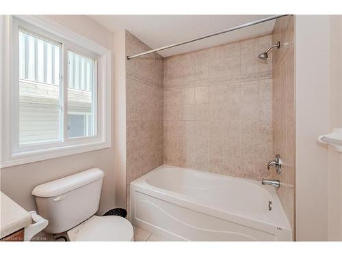 57 Iron Gate Street, Kitchener, ON - Indoor Photo Showing Bathroom