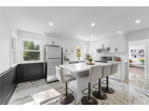 5449 Wellington Rd 39, Guelph/Eramosa, ON - Indoor Photo Showing Kitchen