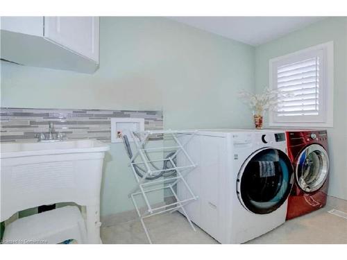 20 Coulthard Boulevard, Cambridge, ON - Indoor Photo Showing Laundry Room