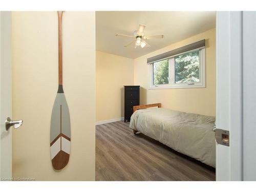 391 Lakeview Drive, Waterloo, ON - Indoor Photo Showing Bedroom