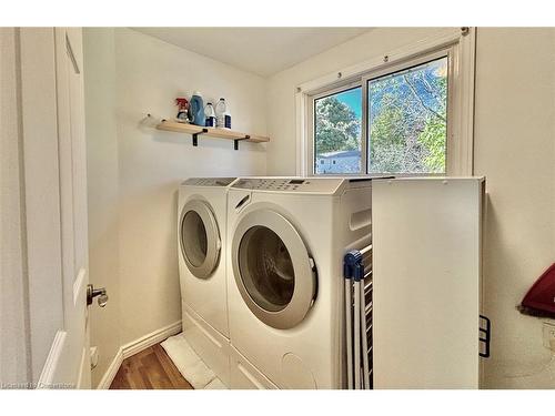 533 Margaret Street, Tay, ON - Indoor Photo Showing Laundry Room