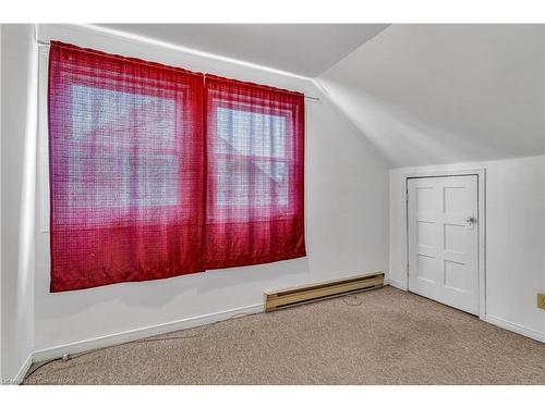 85 Norfolk Avenue, Cambridge, ON - Indoor Photo Showing Other Room