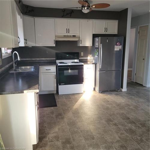 120 Union Street S, Cambridge, ON - Indoor Photo Showing Kitchen