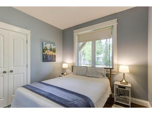 71288 Elm Street, Bluewater, ON - Indoor Photo Showing Bedroom