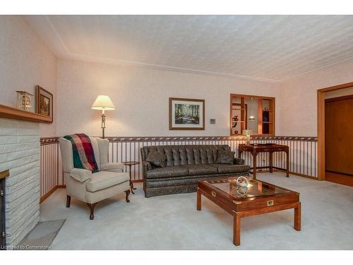 51 Askin Place, Kitchener, ON - Indoor Photo Showing Living Room