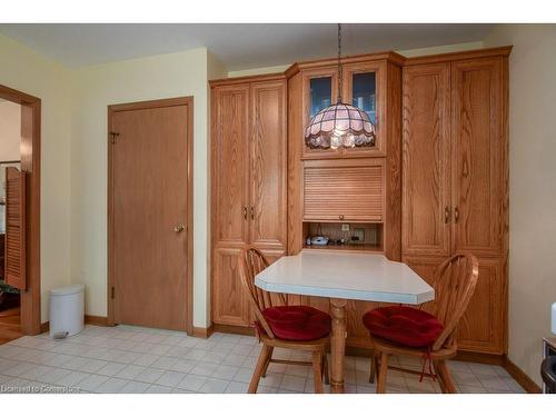 51 Askin Place, Kitchener, ON - Indoor Photo Showing Dining Room