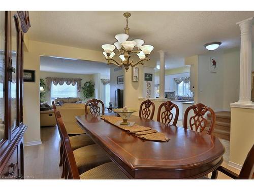 292 Lemon Grass Crescent, Kitchener, ON - Indoor Photo Showing Dining Room