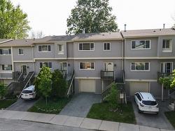 32-30 Green Valley Drive  Kitchener, ON N2P 1G8