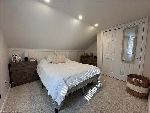 570 Lowe Street, Palmerston, ON - Indoor Photo Showing Bedroom