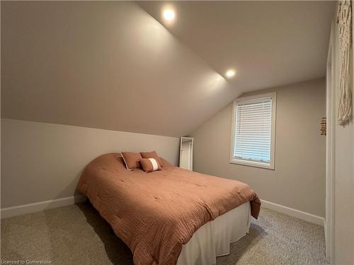 570 Lowe Street, Palmerston, ON - Indoor Photo Showing Bedroom