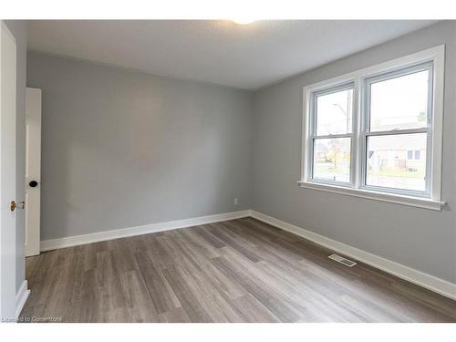 77 Bruce Street, Kitchener, ON - Indoor Photo Showing Other Room