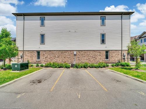 45-420 Linden Drive, Cambridge, ON - Outdoor