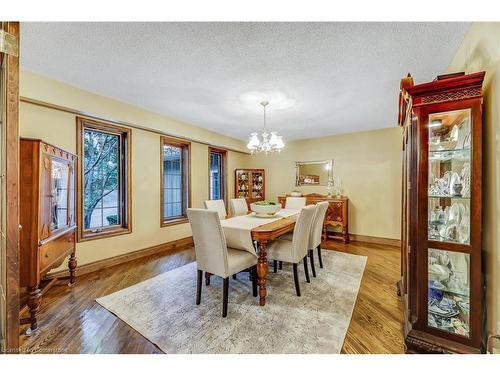 6637 Wellington 34 Road, Puslinch, ON - Indoor Photo Showing Dining Room