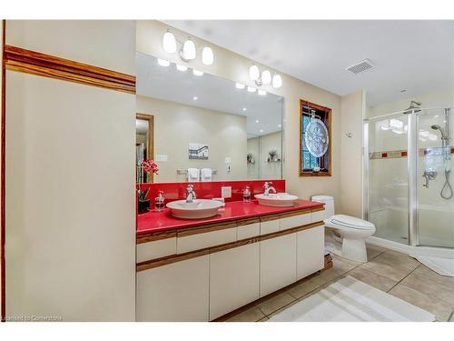 6637 Wellington 34 Road, Puslinch, ON - Indoor Photo Showing Bathroom