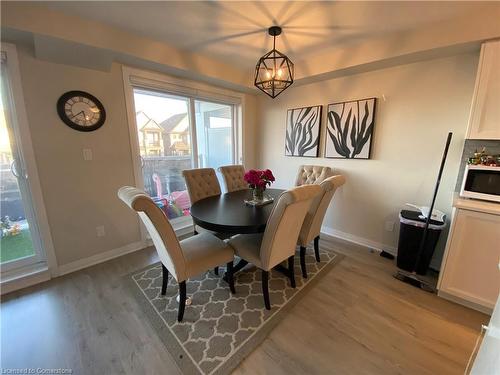 25 Valencia Avenue, Kitchener, ON - Indoor Photo Showing Dining Room