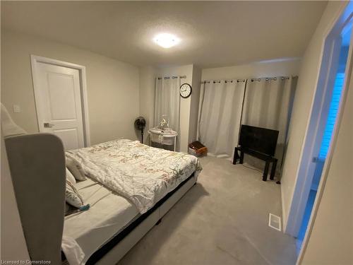 25 Valencia Avenue, Kitchener, ON - Indoor Photo Showing Bedroom