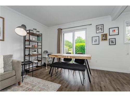 3-30 Flamingo Drive, Elmira, ON - Indoor Photo Showing Dining Room