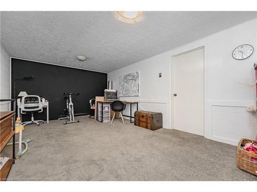 3-30 Flamingo Drive, Elmira, ON - Indoor Photo Showing Other Room