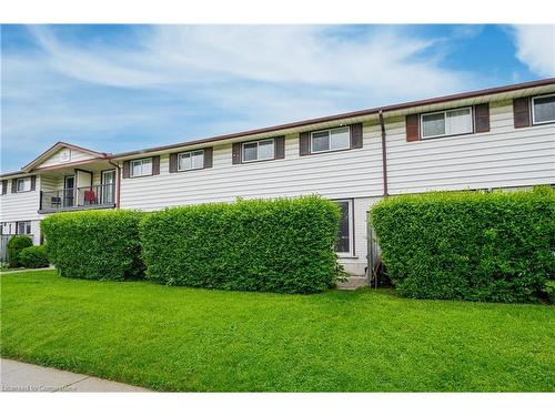 3-30 Flamingo Drive, Elmira, ON - Outdoor