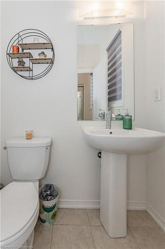 69 Cooke Avenue, Brantford, ON - Indoor Photo Showing Bathroom