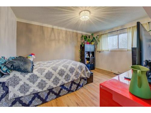 41 Belwood Crescent, Kitchener, ON - Indoor Photo Showing Bedroom