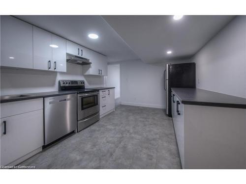 88 Broadmoor Avenue, Kitchener, ON - Indoor Photo Showing Kitchen With Stainless Steel Kitchen