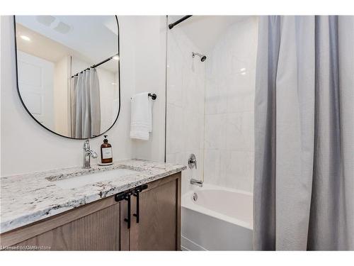 71 Samuel Street, Kitchener, ON - Indoor Photo Showing Bathroom