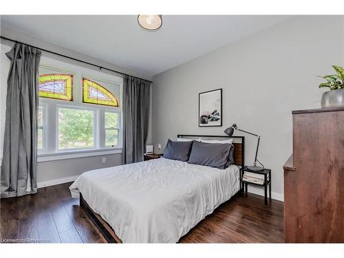 71 Samuel Street, Kitchener, ON - Indoor Photo Showing Bedroom