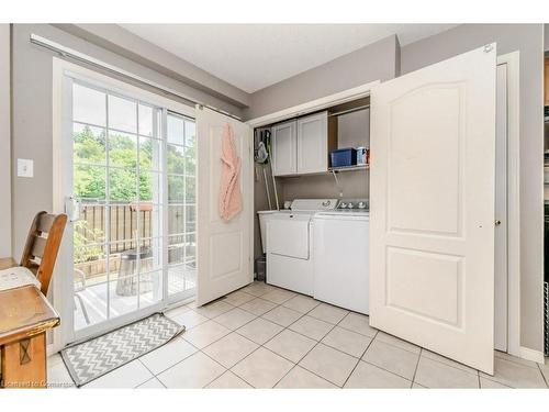 40 Harris Street, Cambridge, ON - Indoor Photo Showing Laundry Room