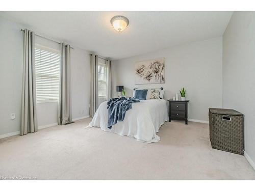 40 Harris Street, Cambridge, ON - Indoor Photo Showing Bedroom