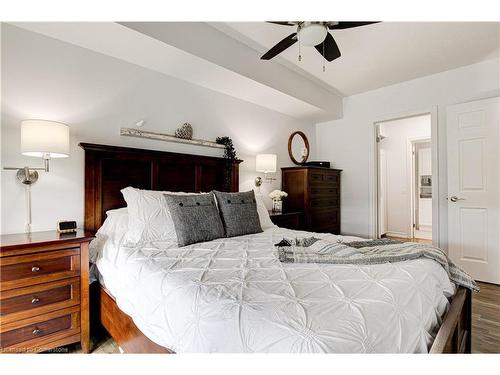 312-155 Water Street S, Cambridge, ON - Indoor Photo Showing Bedroom