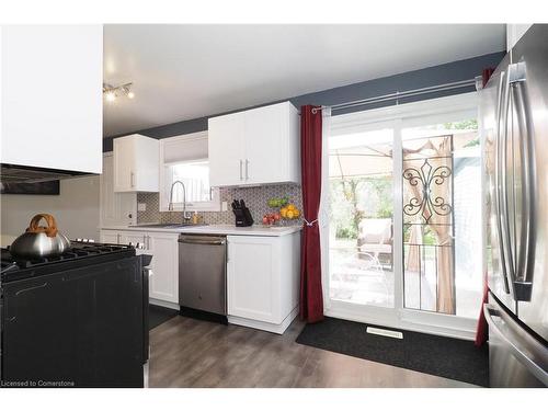 106 Keats Drive, Woodstock, ON - Indoor Photo Showing Kitchen With Stainless Steel Kitchen