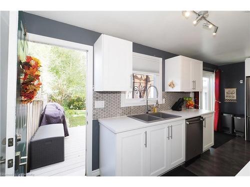 106 Keats Drive, Woodstock, ON - Indoor Photo Showing Kitchen With Double Sink