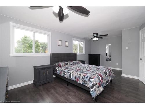 106 Keats Drive, Woodstock, ON - Indoor Photo Showing Bedroom