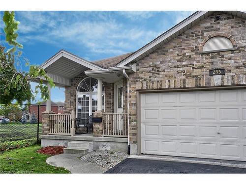 255 Green Vista Drive, Cambridge, ON - Outdoor