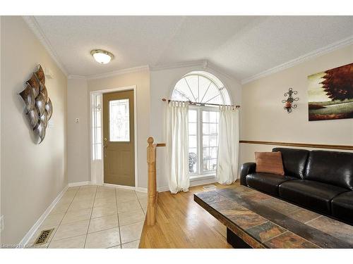 255 Green Vista Drive, Cambridge, ON - Indoor Photo Showing Living Room