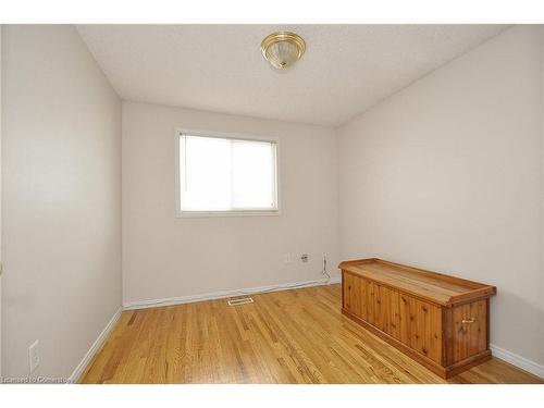 255 Green Vista Drive, Cambridge, ON - Indoor Photo Showing Other Room