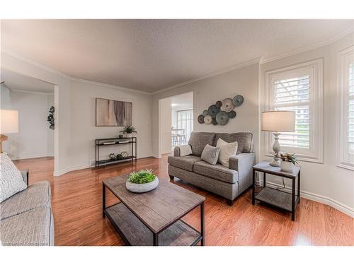 2-410 Craigleith Drive, Waterloo, ON - Indoor Photo Showing Living Room