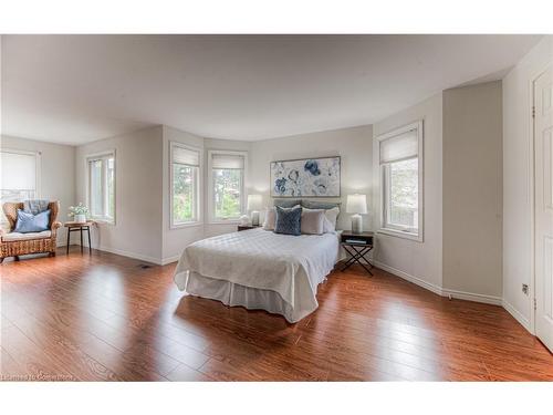 2-410 Craigleith Drive, Waterloo, ON - Indoor Photo Showing Bedroom