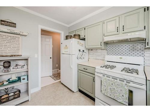 536 Crescent Road, Fort Erie, ON - Indoor Photo Showing Kitchen