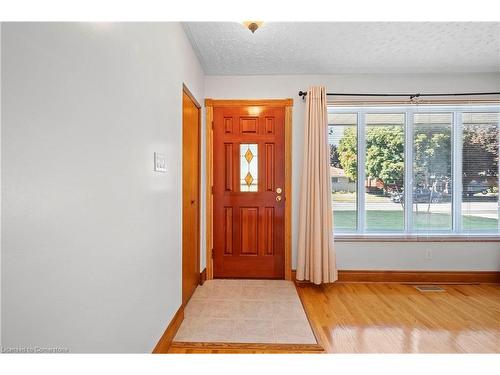 41 Lauris Avenue, Cambridge, ON - Indoor Photo Showing Other Room