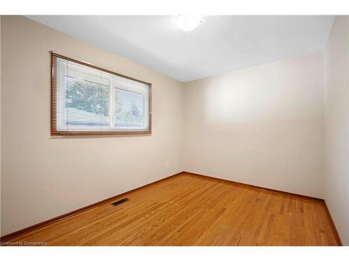 41 Lauris Avenue, Cambridge, ON - Indoor Photo Showing Other Room