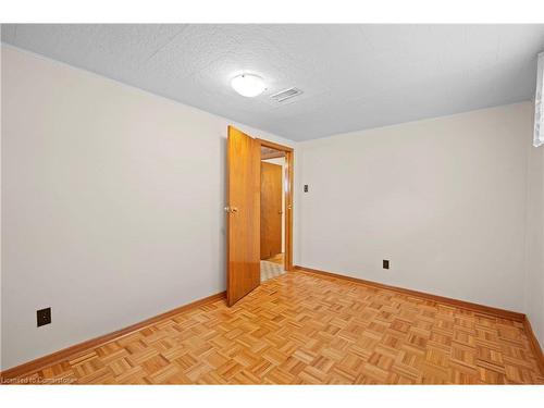 41 Lauris Avenue, Cambridge, ON - Indoor Photo Showing Other Room