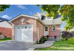 16 Edgemere Drive  Cambridge, ON N1P 1A9