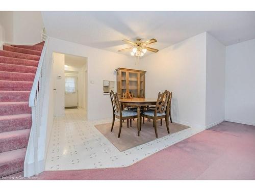 154 Sunset Court, Cambridge, ON - Indoor Photo Showing Dining Room