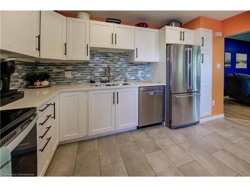 189 Union Street E, Waterloo, ON - Indoor Photo Showing Kitchen With Double Sink