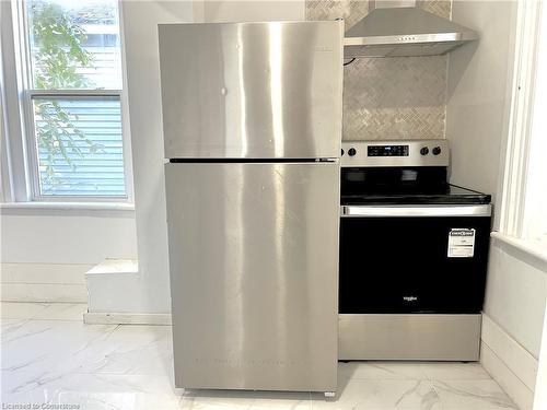 172 Henry Street, Meaford, ON - Indoor Photo Showing Kitchen