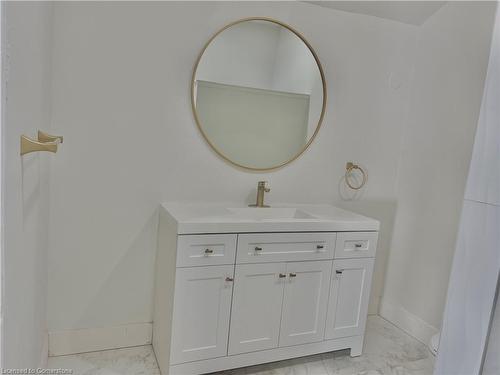 172 Henry Street, Meaford, ON - Indoor Photo Showing Bathroom