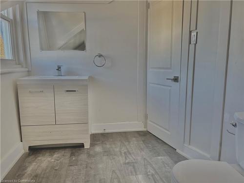 172 Henry Street, Meaford, ON - Indoor Photo Showing Bathroom