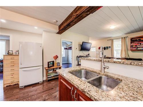 89 John Street E, Wingham, ON - Indoor Photo Showing Kitchen With Double Sink